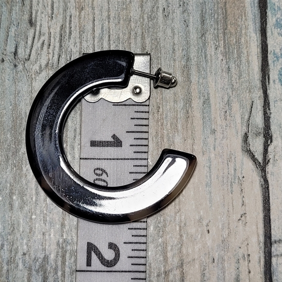 Tortoise C Hoop Earrings. - Picture 3 of 6